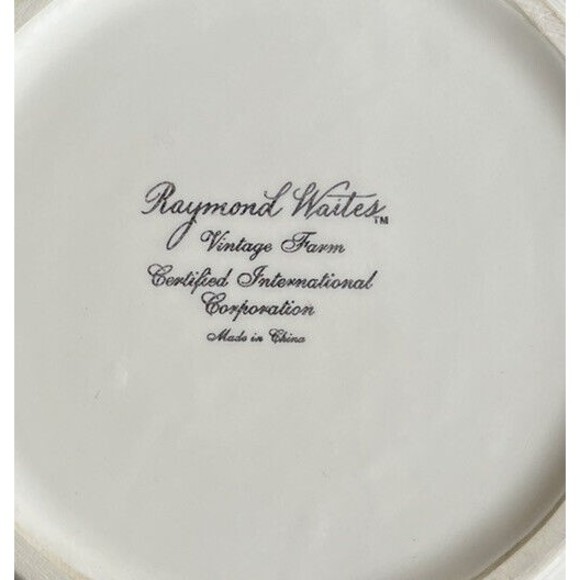 Raymond Waites Certified International VINTAGE FARM Pig 9" Bowl Has Chip - Picture 5 of 5